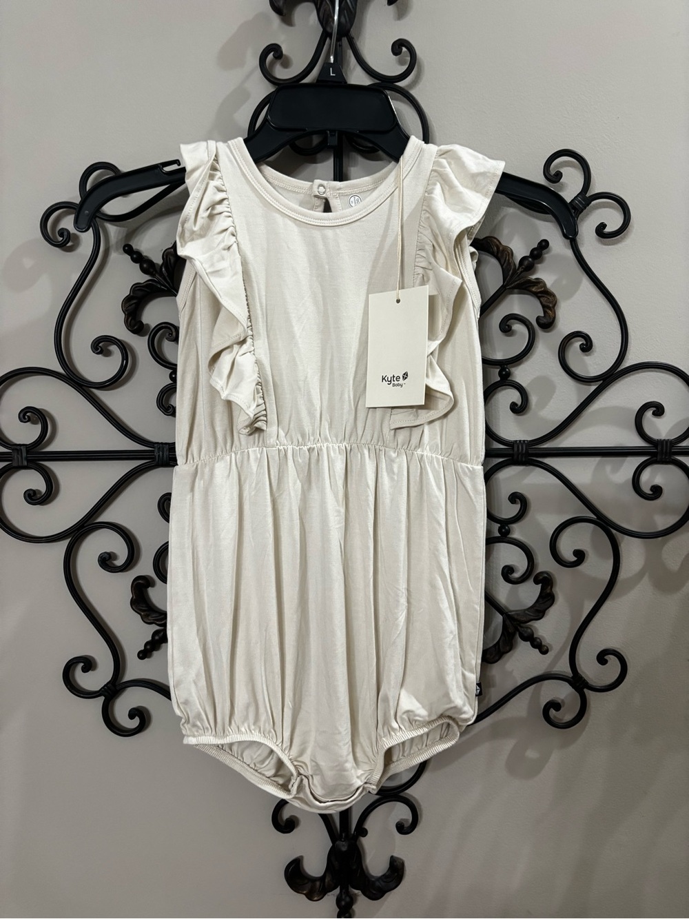 Kyte Baby Size 4T Romper